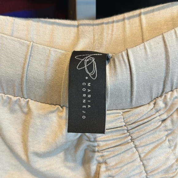 Maria + Cornejo taupe ruched skirt size XS - Picture 2 of 4